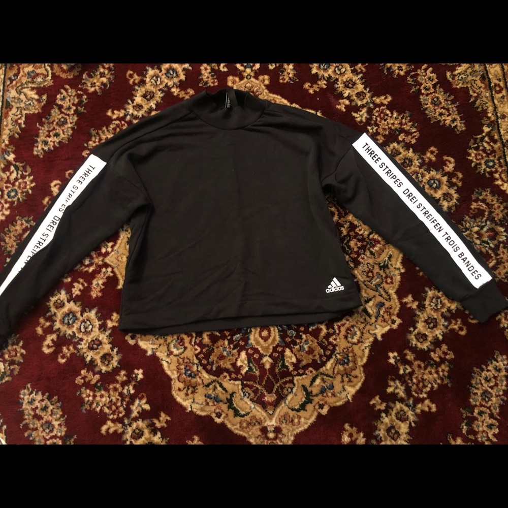 Authentic Adidas cropped turtle neck long sleeve!
